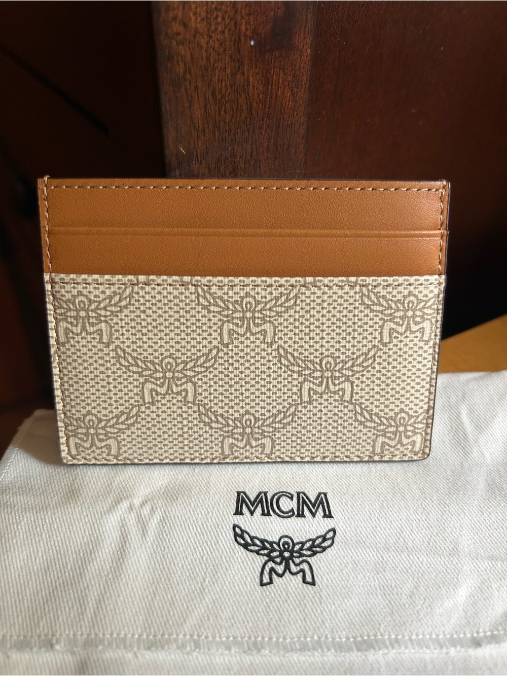 NWOT MCM Himmel Card Holder with Dust Cover